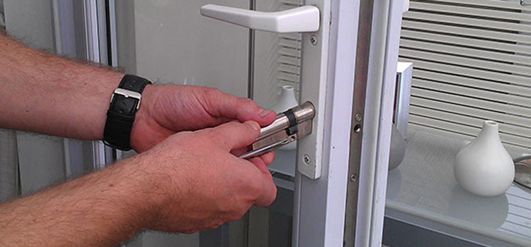 Commercial Door Lock Repair in Hemet